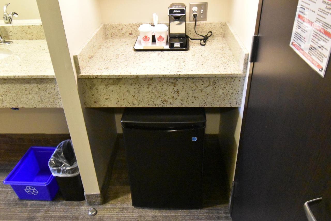 Canad Health Sciences Centre Hotel Winnipeg