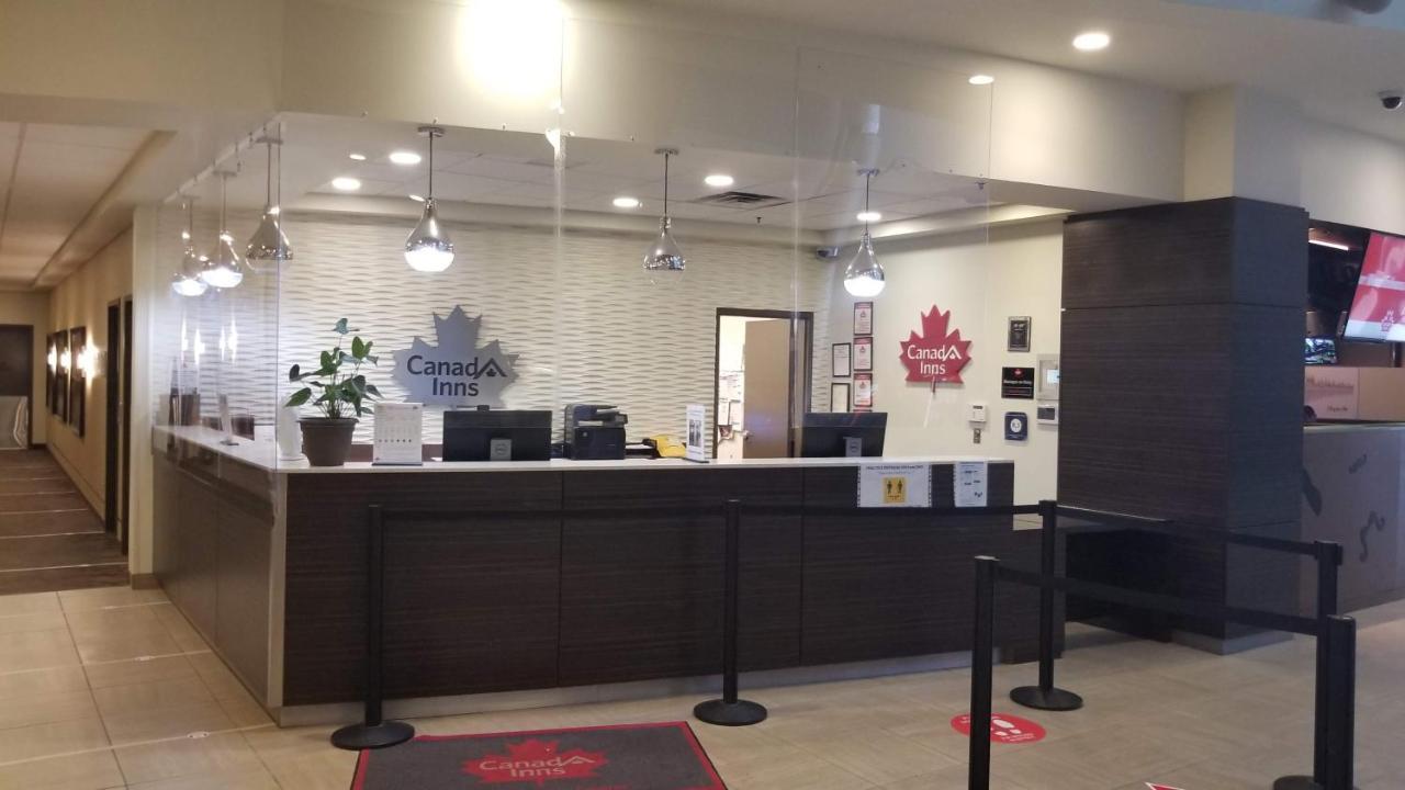 Hotel Canad Health Sciences Centre