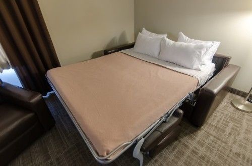 Hotel Canad Health Sciences Centre